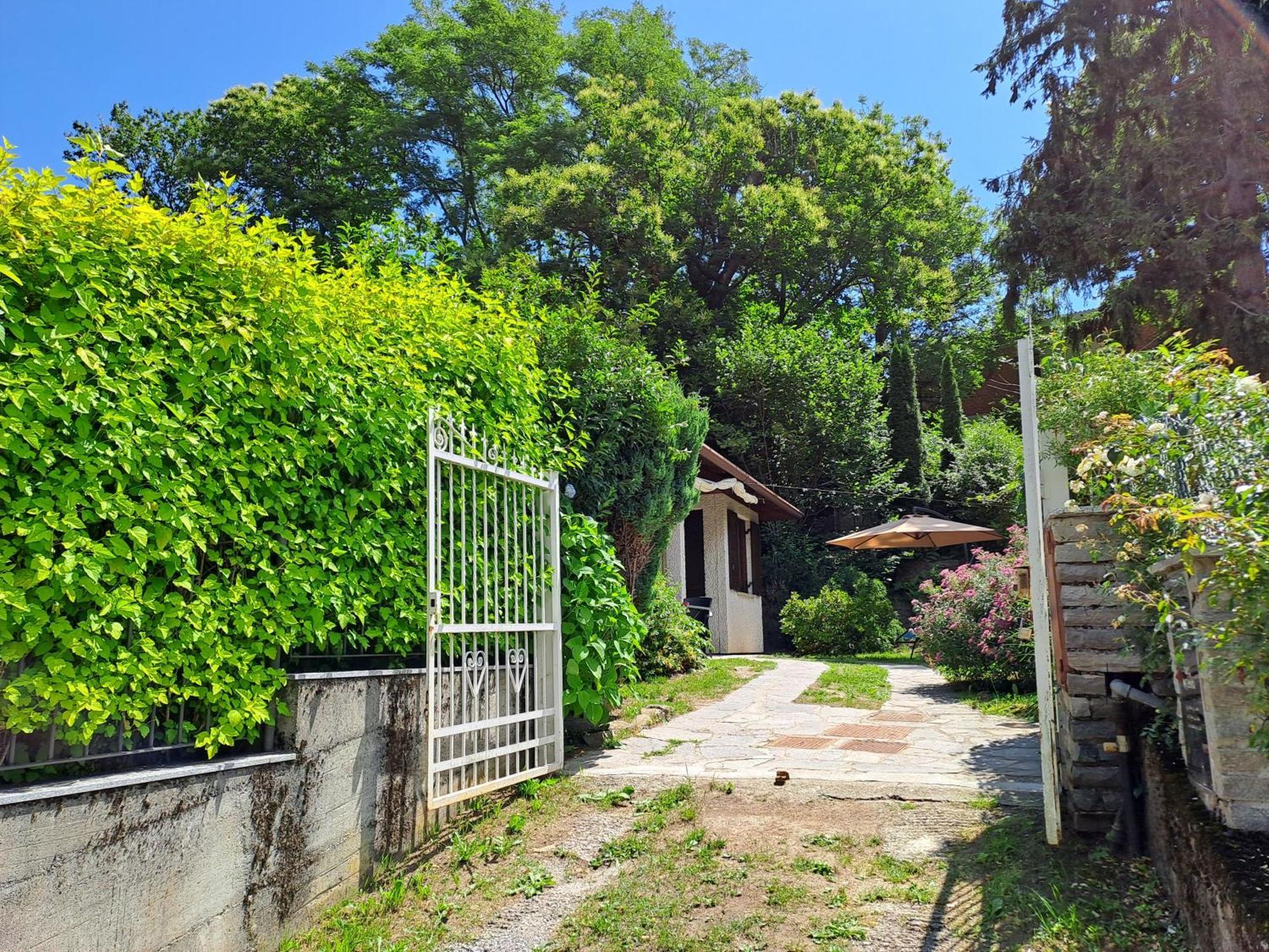 Villetta Singola Con Giardino Cottage Ghisallo Zona Bellagio Magreglio Exterior foto