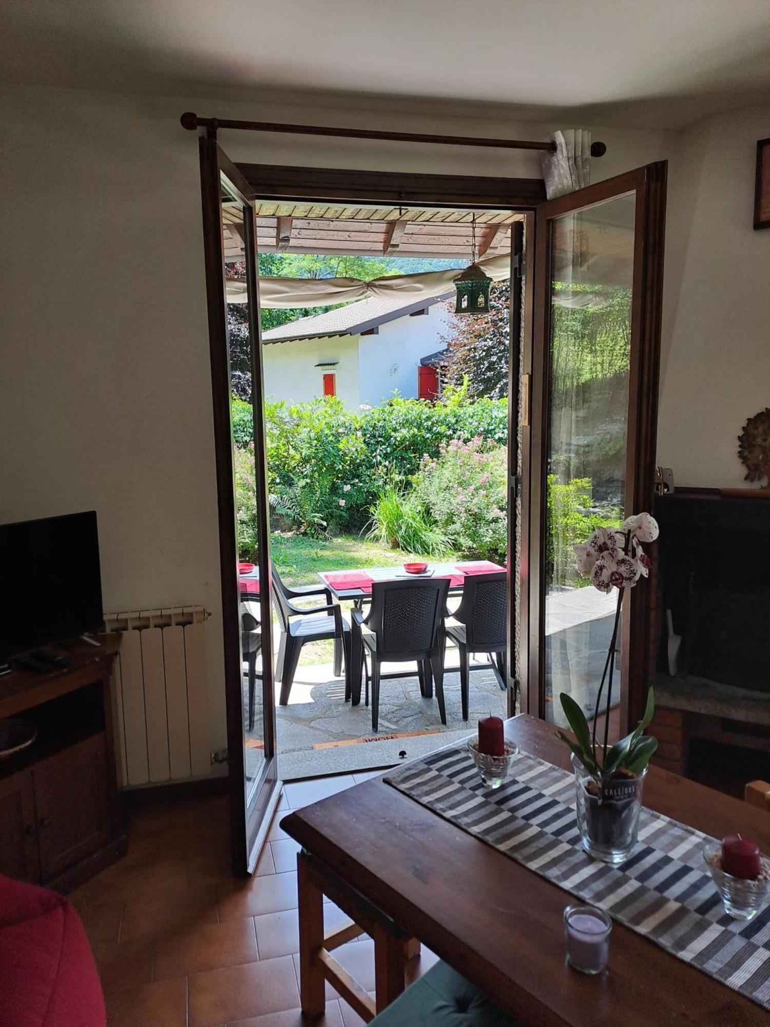 Villetta Singola Con Giardino Cottage Ghisallo Zona Bellagio Magreglio Exterior foto